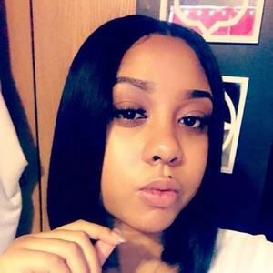 Meet your Posher, Saluteme